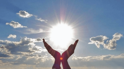 Скриншот приложения Solar Mobile Charger Prank - №3