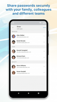Скриншот приложения Zoho Vault - Password Manager - №4