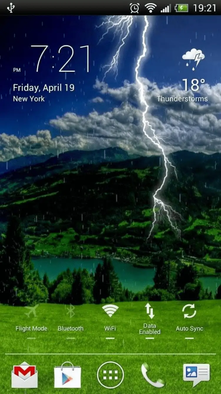Прогноз погоды на телефон андроид. Живые виджеты. Заставки на телефон с часами и погодой. Виджеты на главный экран андроид. Заставку на главный экран с часами и погодой.