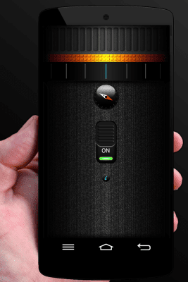 Скриншот приложения Flashlight: LED Torch Light - №3