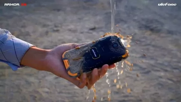 100-долларовый неубиваемый смартфон уже в продаже